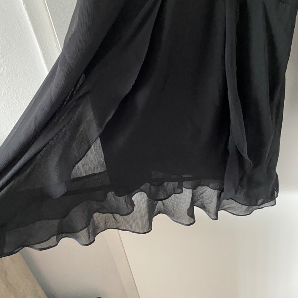Dress - Picture 3 of 6